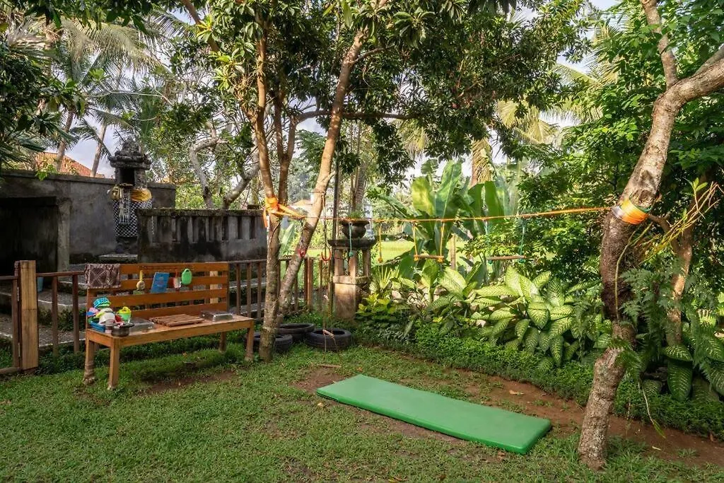 Eco Family Retreat, Rice Field & Jungle Views, Shared Pool, Nature Inspired Villa Ubud